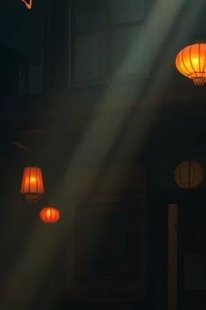 江边民居屋檐下的雨帘与青石台阶